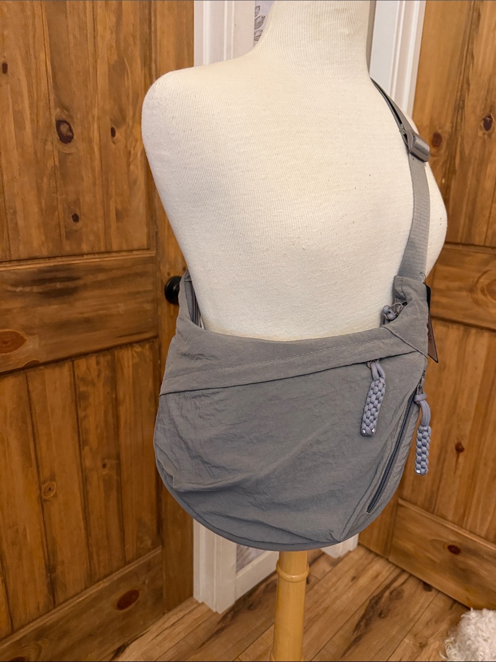 Casual Gray Crossbody Shoulder Bag - Lightweight Everyday Carry